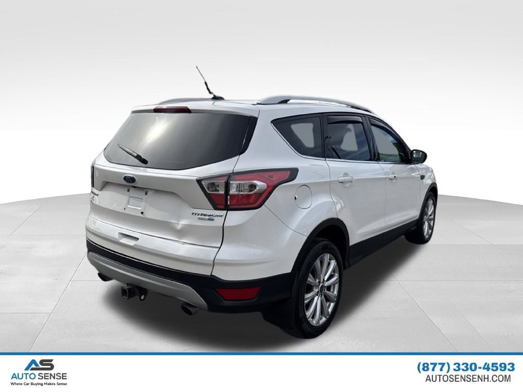 Used 2017 Ford Escape Titanium AWD/4WD image 5