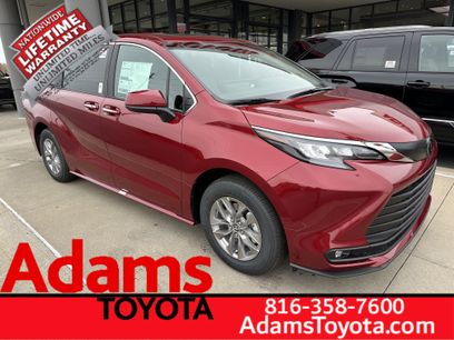 New 2026 Toyota Sienna XLE