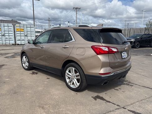 Used 2018 Chevrolet Equinox Premier AWD/4WD image 5