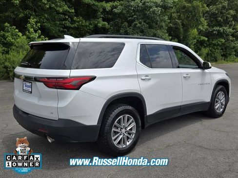 Used 2023 Chevrolet Traverse LT FWD image 3