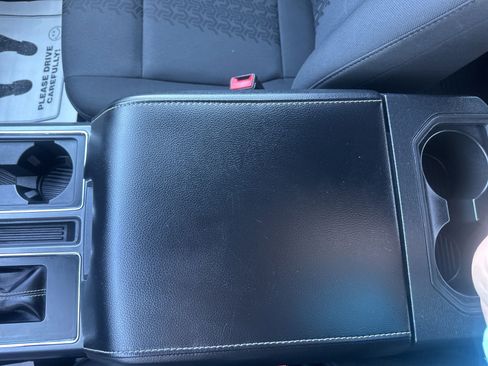 Used 2020 Ford F150 XLT w/ Equipment Group 302A Luxury AWD/4WD image 38