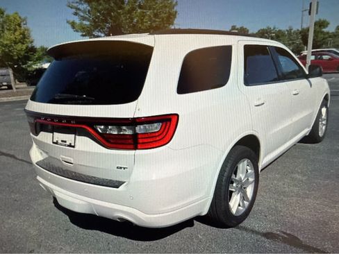 Used 2024 Dodge Durango GT AWD/4WD image 3