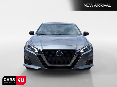 Used 2021 Nissan Altima 2.5 SR w/ SR Premium Package FWD image 2