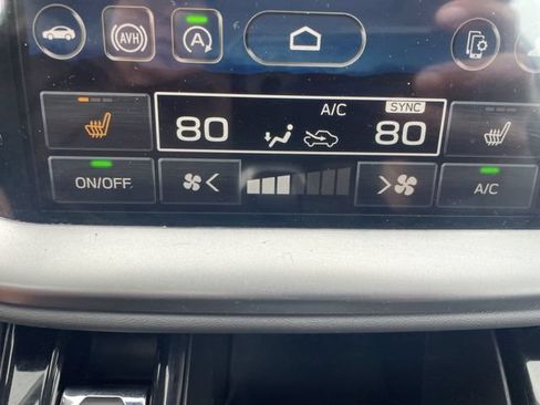 Used 2025 Subaru Outback Onyx Edition AWD/4WD image 28