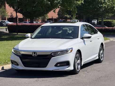 Used 2019 Honda Accord EX-L image 2