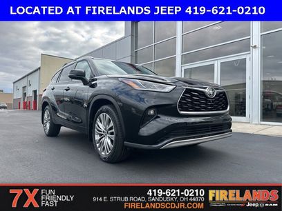 Used 2023 Toyota Highlander Platinum