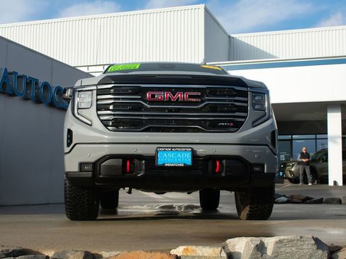 Certified 2025 GMC Sierra 1500 AT4 w/ AT4 Premium Package image 3