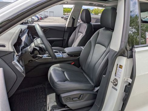 Certified 2023 Audi Q8 Premium Plus AWD/4WD image 8