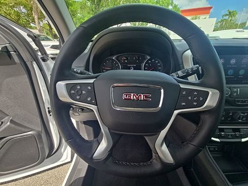 Used 2023 GMC Terrain SLT FWD image 25