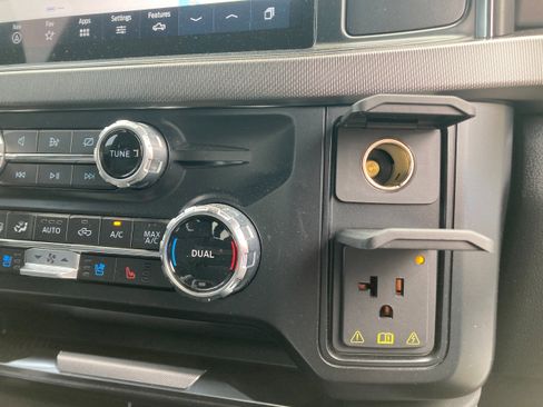 Certified 2024 Ford F350 Platinum w/ FX4 Off-Road Package image 22