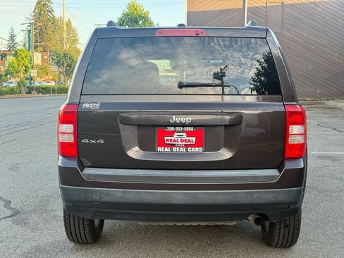 Used 2014 Jeep Patriot Sport w/ Power Value Group AWD/4WD image 6
