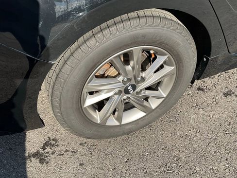 Used 2020 Kia Optima LX image 12