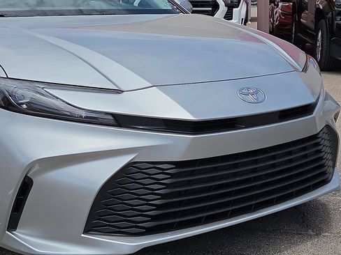New 2026 Toyota Camry LE FWD image 7