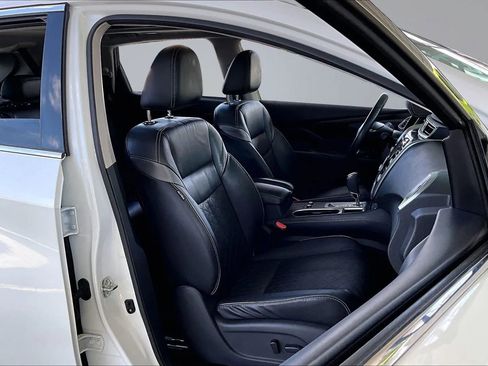 Used 2019 Nissan Murano Platinum w/ Cargo Package FWD image 26