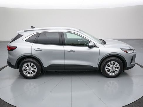 Certified 2023 Ford Escape Active AWD/4WD image 4