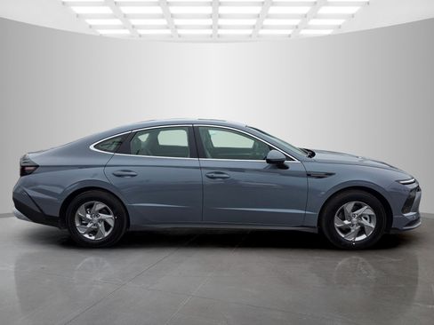 New 2025 Hyundai Sonata SE image 6