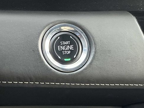 Certified 2023 Cadillac Escalade Sport Platinum image 35