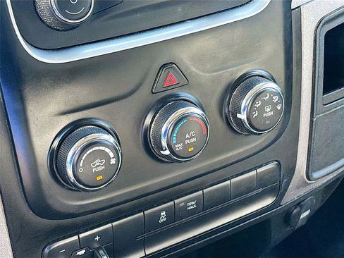 Used 2022 RAM 1500 Tradesman w/ Chrome Appearance Group image 16