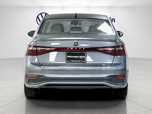 New 2026 Volkswagen Jetta SE image 4