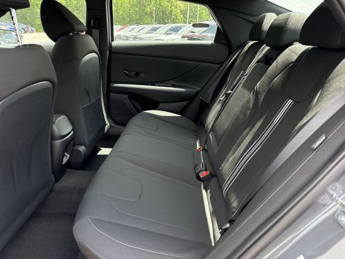 New 2026 Hyundai Elantra SEL Sport FWD image 12