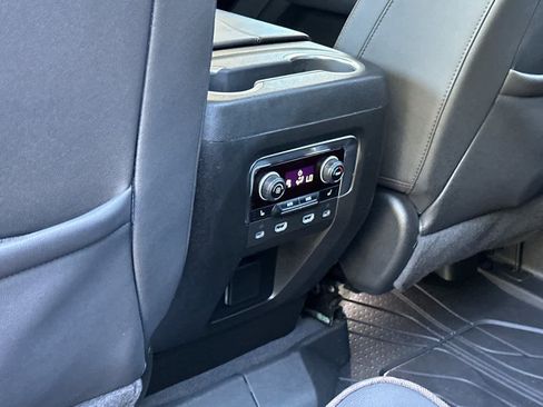 Used 2024 Chevrolet Tahoe High Country AWD/4WD image 14