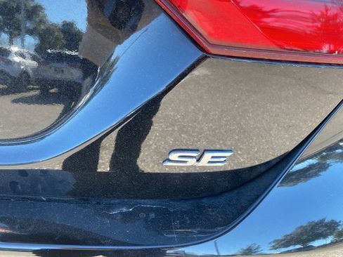 Used 2024 Toyota Camry SE image 26