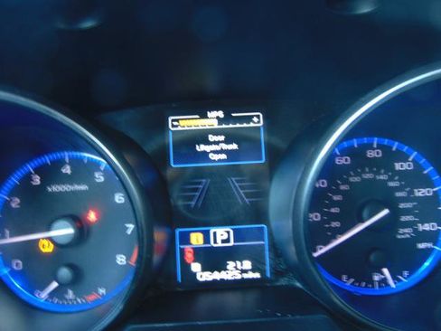 Used 2015 Subaru Outback 2.5i Limited image 4