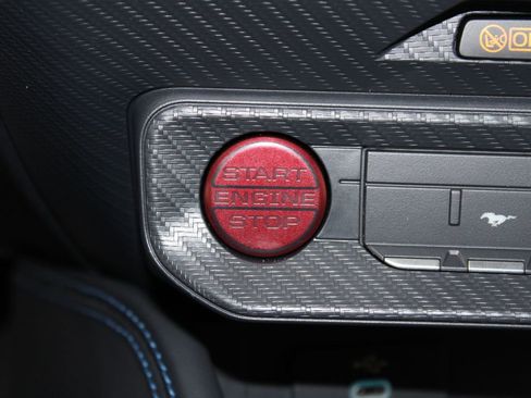 Used 2025 Ford Mustang Dark Horse image 36