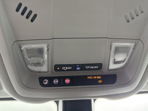 Used 2019 GMC Terrain SLE w/ Driver Convenience Package image 23