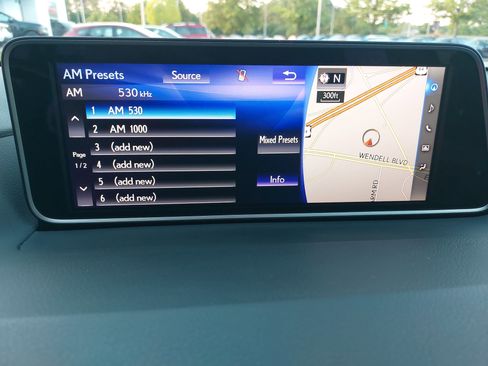 Used 2017 Lexus RX 350 FWD w/ Premium Package image 24
