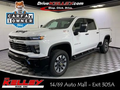 Used 2024 Chevrolet Silverado 2500 Custom w/ Custom Value Package