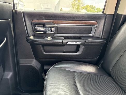 Used 2017 RAM 2500 Longhorn w/ Convenience Group RWD image 20