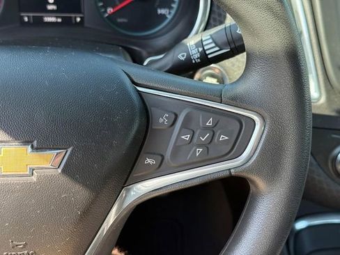 Used 2016 Chevrolet Malibu LT FWD image 19