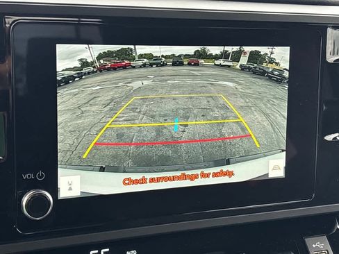 Used 2025 Toyota Tundra SR w/ SR Tow Package AWD/4WD image 10
