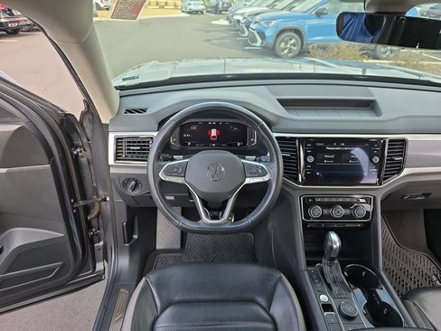 Certified 2023 Volkswagen Atlas SEL Premium AWD/4WD image 14