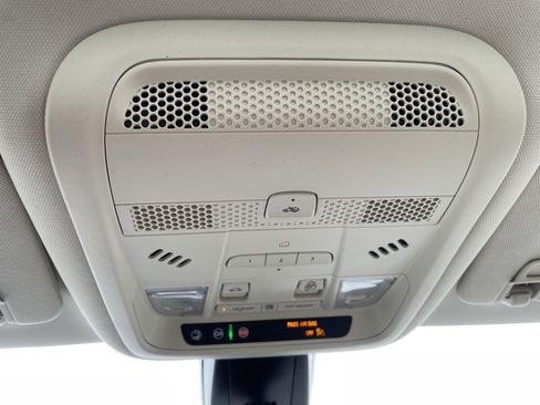 Used 2023 Cadillac XT6 Premium Luxury w/ Technology Package image 27