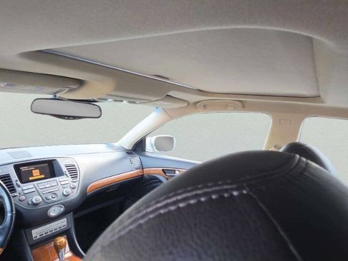 Used 2003 INFINITI Q45 Luxury RWD image 9