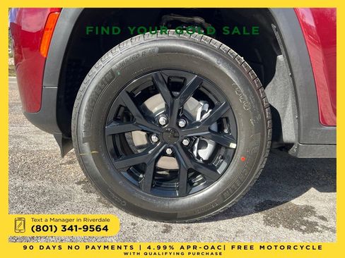 New 2026 Jeep Grand Cherokee Altitude image 26