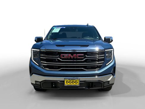 Used 2024 GMC Sierra 1500 SLT AWD/4WD image 8