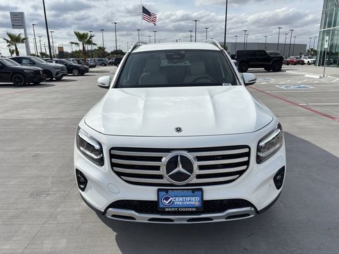 Used 2025 Mercedes-Benz GLB 250 4MATIC w/ Winter Package image 2