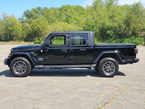 Used 2021 Jeep Gladiator Overland w/ Popular Equipment Package AWD/4WD image 8