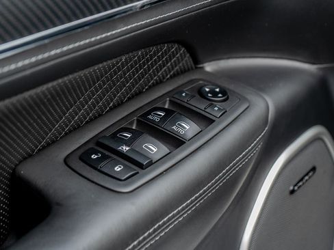 Used 2019 Jeep Grand Cherokee SRT image 23