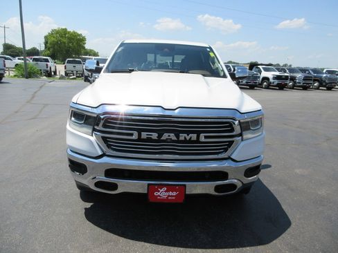 Used 2019 RAM 1500 Laramie AWD/4WD image 13
