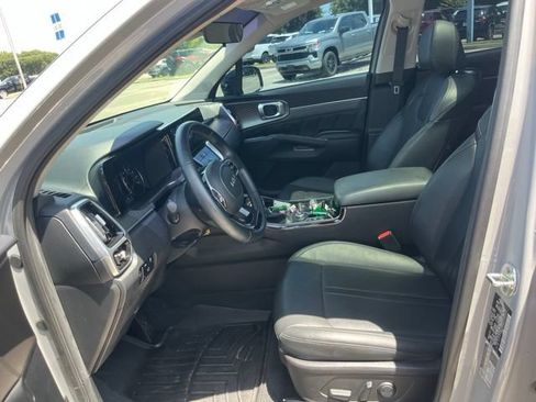 Used 2022 Kia Sorento SX FWD image 13