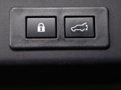 Used 2023 Subaru Ascent Limited w/ Technology Package image 22