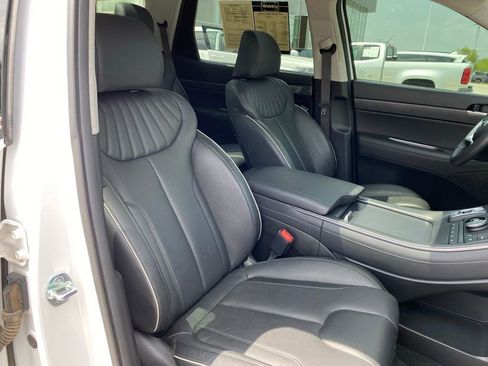 Used 2025 Hyundai Palisade Limited FWD image 32