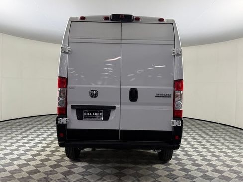 Used 2025 RAM ProMaster 3500 w/ Convenience Group FWD image 9