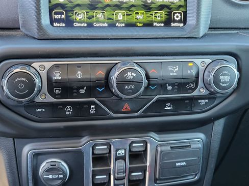 Used 2022 Jeep Gladiator Mojave w/ LED Lighting Group image 21