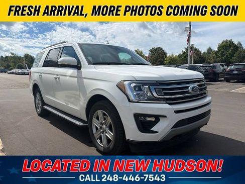 Used 2020 Ford Expedition XLT w/ Equipment Group 202A AWD/4WD image 4