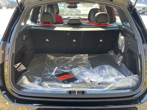 New 2026 Mercedes-Benz GLC 43 AMG 4MATIC image 9